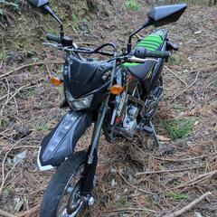 Dトラ　バイク　KAWASAKI Dトラッカー 125の画像