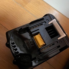未使用品　makita リチウムイオンバッテリー BL1860B 18V 6.0Ah & 充電器　DC18RF セット品バラシの画像