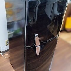 一人暮らしサイズ　冷蔵庫　