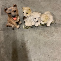 犬の置き物
