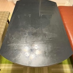 テーブル