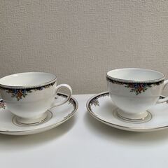 ウェッジウッド　オズボーン ティーカップ&ソーサー 　２客（ペア）の画像