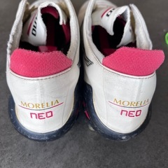 ミズノ　サッカースパイクMORELIA NEO３ 28センチ の画像