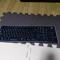 取引中　キーボード　ロジクール　レシーバー無しの画像