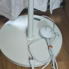 美品☆フロアライト☆3灯間接照明の画像