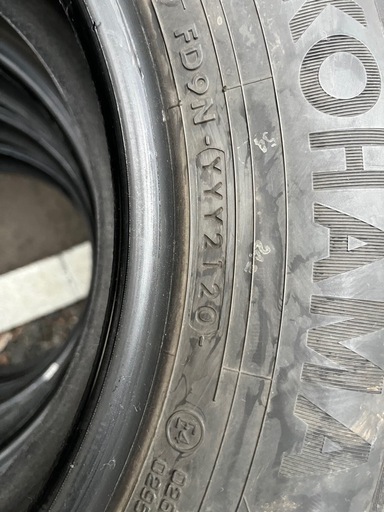 バリ山　ヨコハマ　IG60 IG７０2本ずつ　4本セット　195/65R15