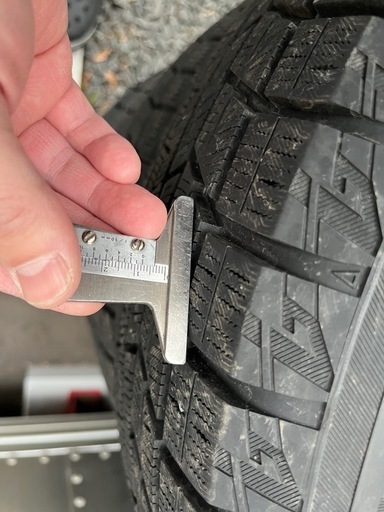 バリ山　ヨコハマ　IG60 IG７０2本ずつ　4本セット　195/65R15
