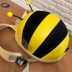 蜂の形の子ども用リュックサックの画像