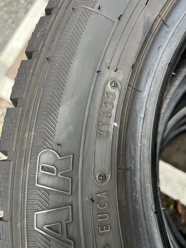 イボ付き！！グッドイヤー スタッドレスタイヤ185/60R15 4本セット