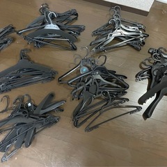 プラスチックハンガー10本１組