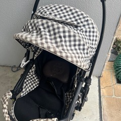 コンビ のA型ベビーカーの画像