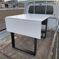 ダイニングテービルのみ