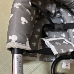 西松屋　テーブルチェア　ディズニーの画像