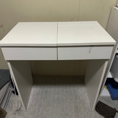 ドレッサー