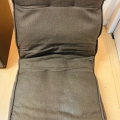 お買い得‼️ たくさん角度調整できる座椅子