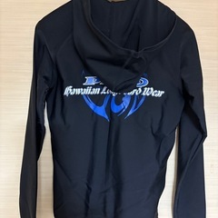 【美品】Picoラッシュガード 150水着 UVカット 長袖 パーカーの画像