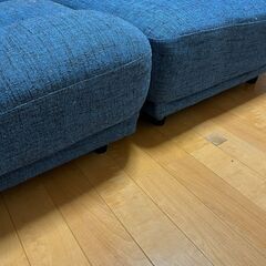 一人用ソファーとスツールセット　取りに来られるなら無料　近郊に限...