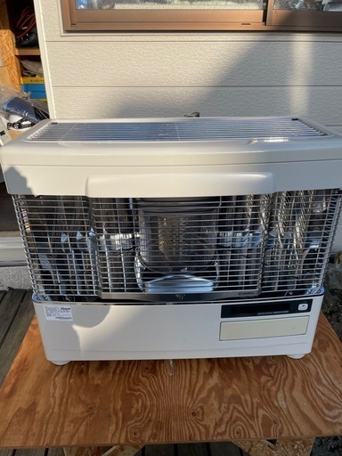 【交渉中】サンポット FFストーブ中古