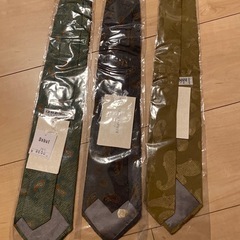 アルマーニ　ネクタイ　未使用品　　の画像