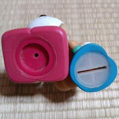 どこかで見たような貯金箱の画像