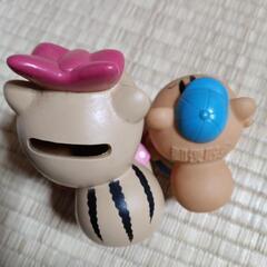 どこかで見たような貯金箱の画像