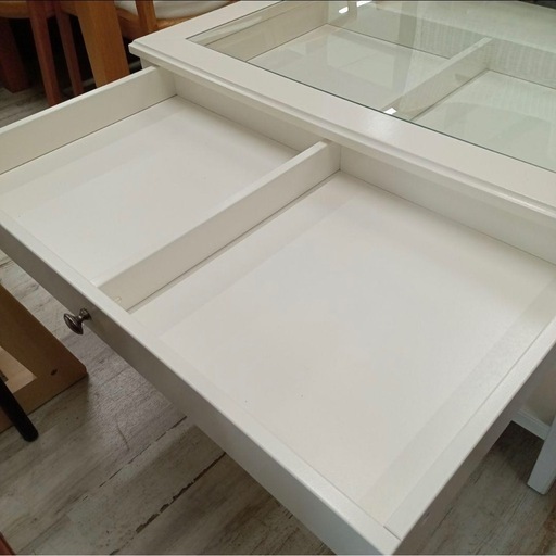 IKEA センターテーブル　リアトリプ