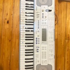 電子ピアノ