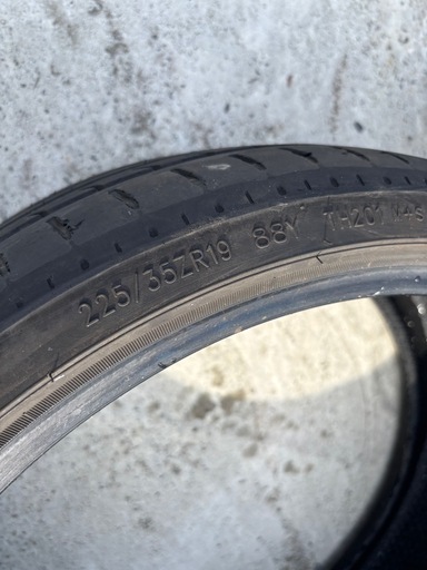 225/35R19 サマータイヤ 2本セット