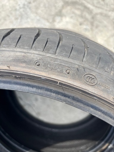 225/35R19 サマータイヤ 2本セット