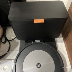 iRobot Roomba Combo j5+ロボット掃除機 水拭き掃除の画像