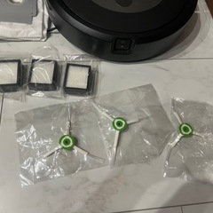 iRobot Roomba Combo j5+ロボット掃除機 水拭き掃除の画像