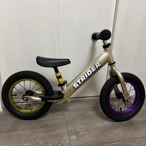  特価ブログのポータルサイト ストライダー STRIDER スポーツモデル レッド ホイール 自転車本体