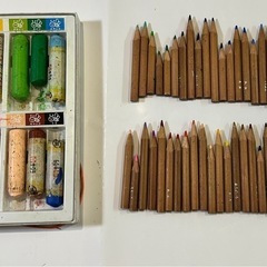 使用品　クレヨン 色鉛筆　