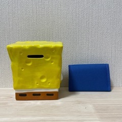 スポンジボブ　貯金箱　財布の画像