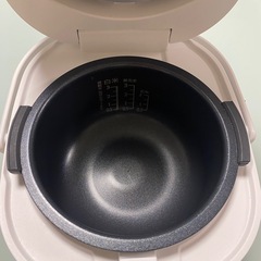 SHARP炊飯器 3合炊　2024年製⑤美品ですの画像