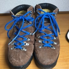   山登りシューズ　
VANS V7063