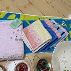 新品タオル＆食器の画像