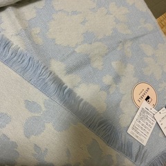 ひざ掛け？マフラーの画像
