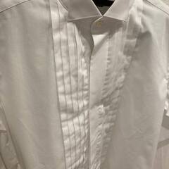 ウィングカラーシャツの画像