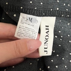 ジュノア トップス M レディース 服の画像