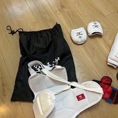 取引中　空手　防具の画像