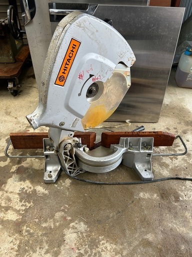 日立 切断機 角度調整機能付き