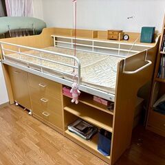子供の秘密基地 ニトリのシステムベッドの画像