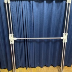 物干しラックと卓上ラックの画像