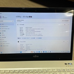 富士通 FMV LIFEBOOK SH54/K i5メモリ8GBの画像