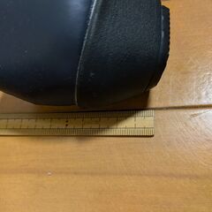 未使用　RECONTIの濃紺パンプスの画像