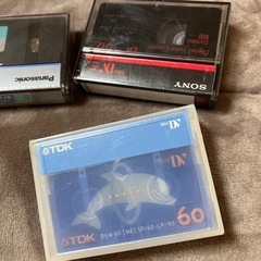 カセットテープ2本の画像