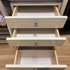 【最終値下げ】出品6月15日まで‼️コイズミ デコプリ 勉強机の画像