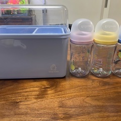 ベビー用品 哺乳瓶 などの色々5点セット