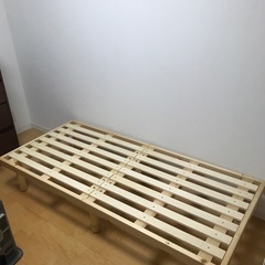 ベッドフレーム